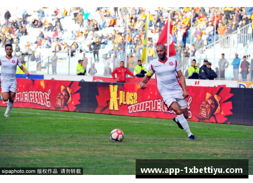 法尔凡:从球场之星到社区领袖 法尔凡:从球场之星到社区领袖